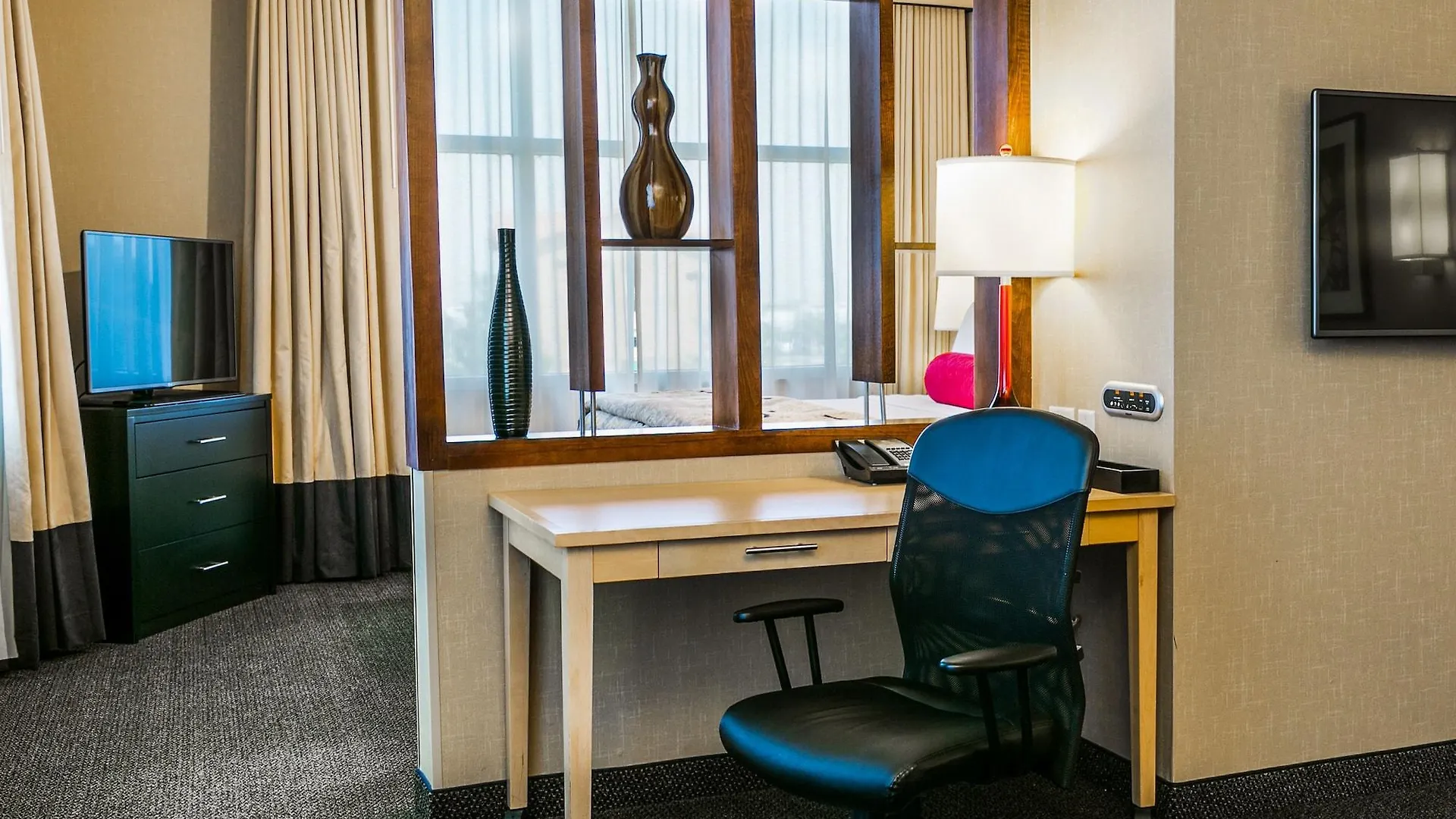 Cambria Hotel Columbus - Polaris