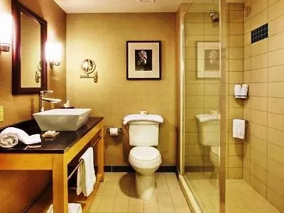 Cambria Hotel Columbus - Polaris